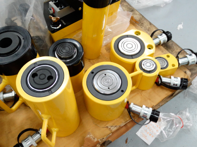 hydraulic trolley jacks, hydraulic jack, general cylinders, hydraulic bottle jack, single acting